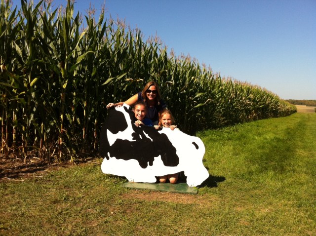 girls at a corn maze