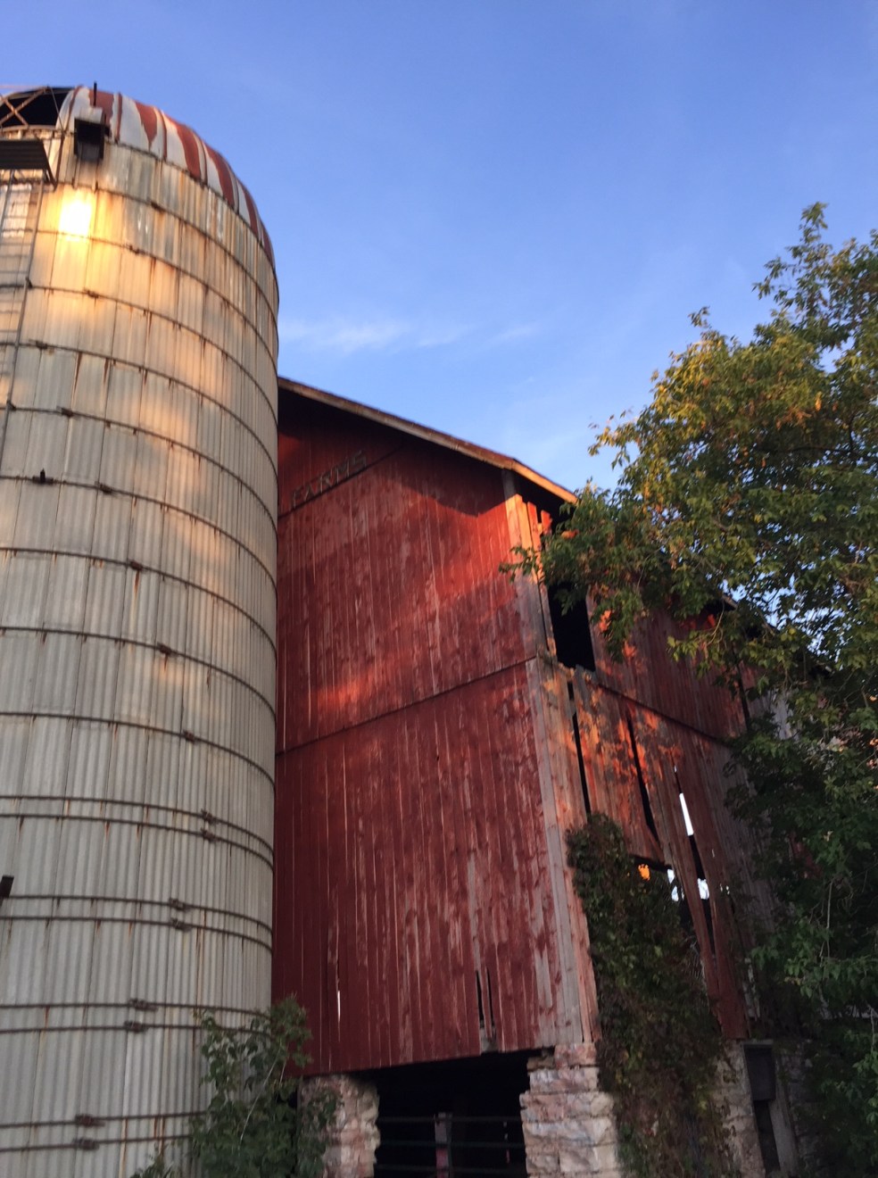 barn silo