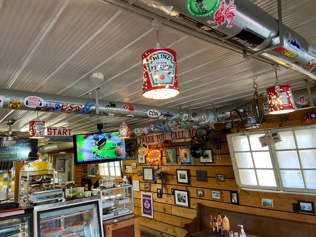 Inside decor of Muddy's BBQ pit