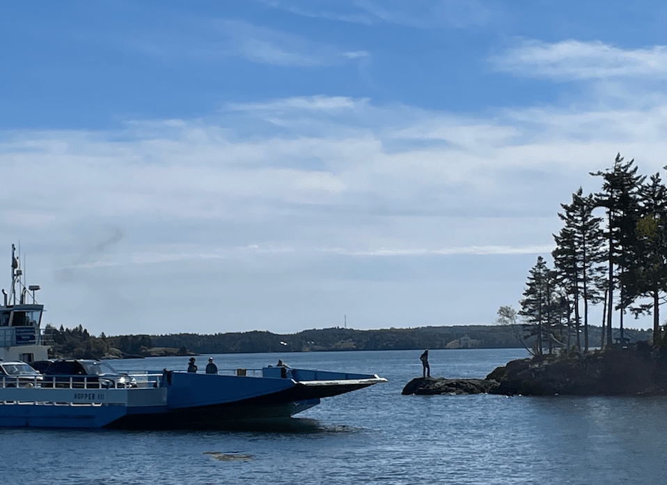 Ferry approaching the beach at Deer Island NB
